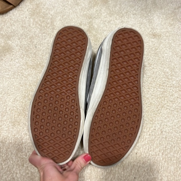 Women’s suede vans size 6 - Picture 2 of 3